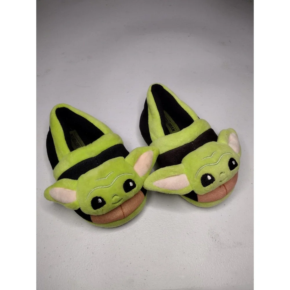 Star Wars Mandalorian Grogu Baby Yoda Plush Slippers Green‎ Black Kids Size 9